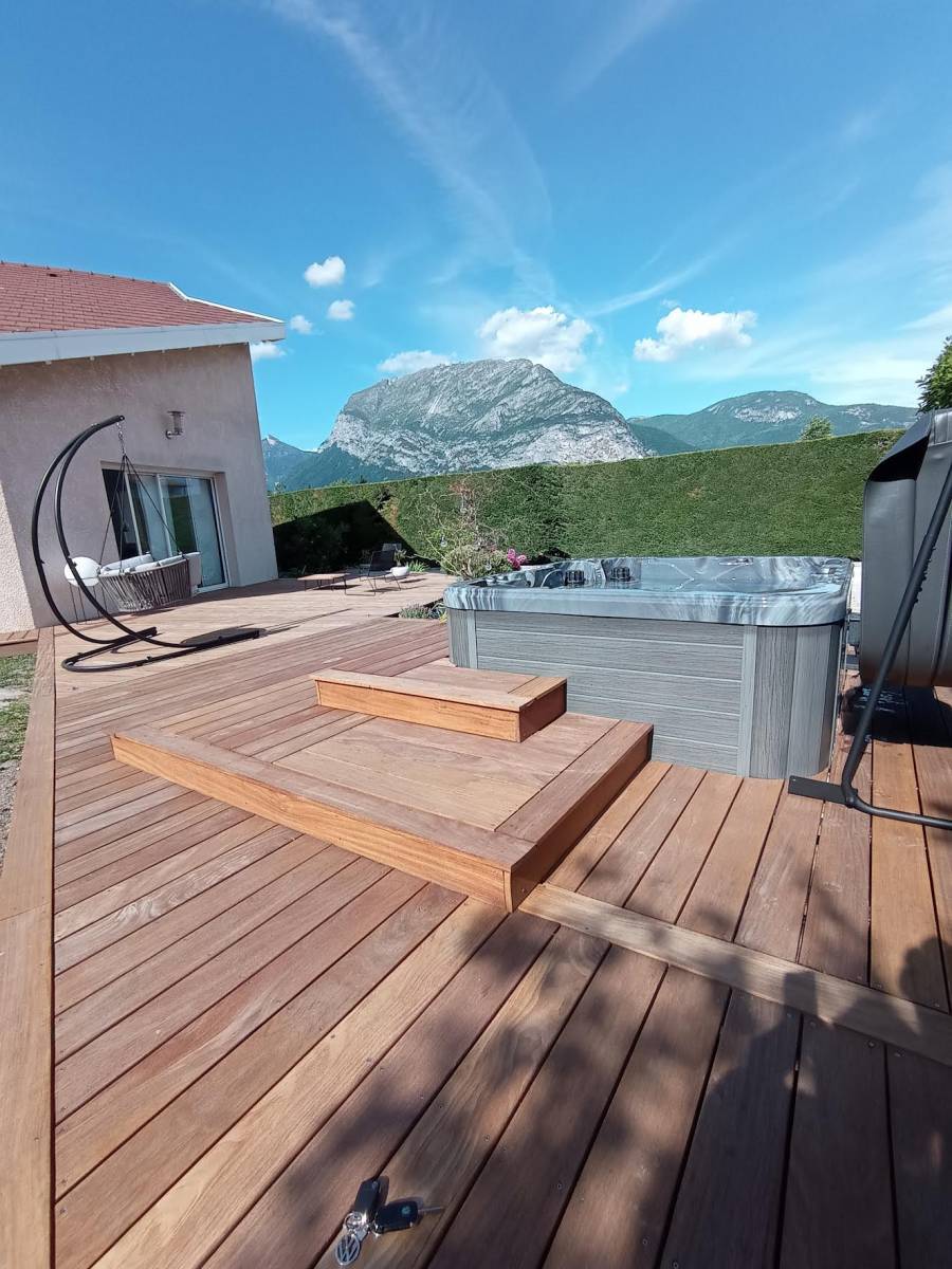 Installation d’un spa O578C 78 jets situé proche de Sassenage (1)