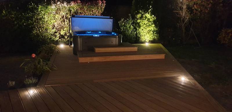 Installation d’un spa O578C 78 jets situé proche de Sassenage (2)