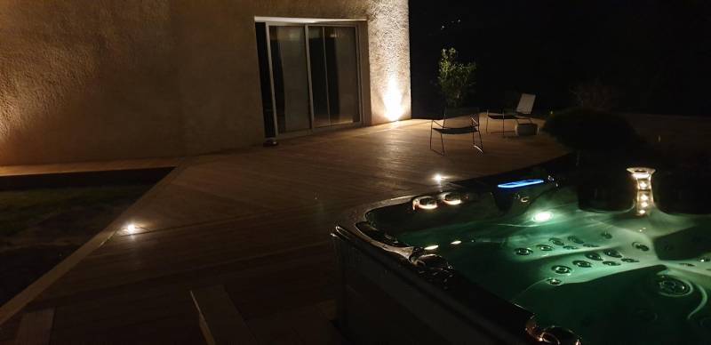 Installation d’un spa O578C 78 jets situé proche de Sassenage (4)
